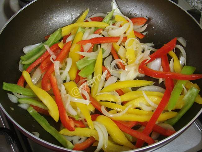 Biberli Mantar Sote - Yapılışı (2/8) 